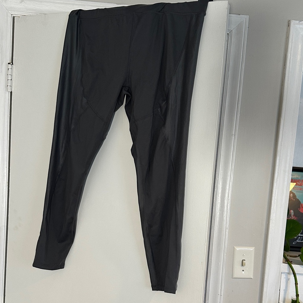 Elegant Charcoal Women's Leggings